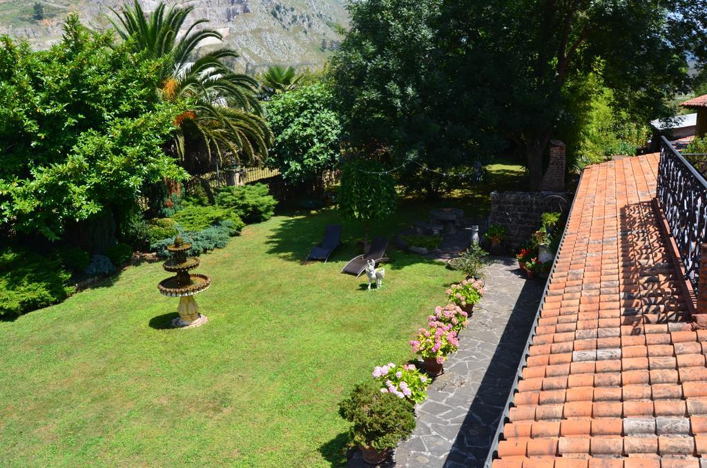 Posada Real La Montanesa Corrales De Buelna エクステリア 写真